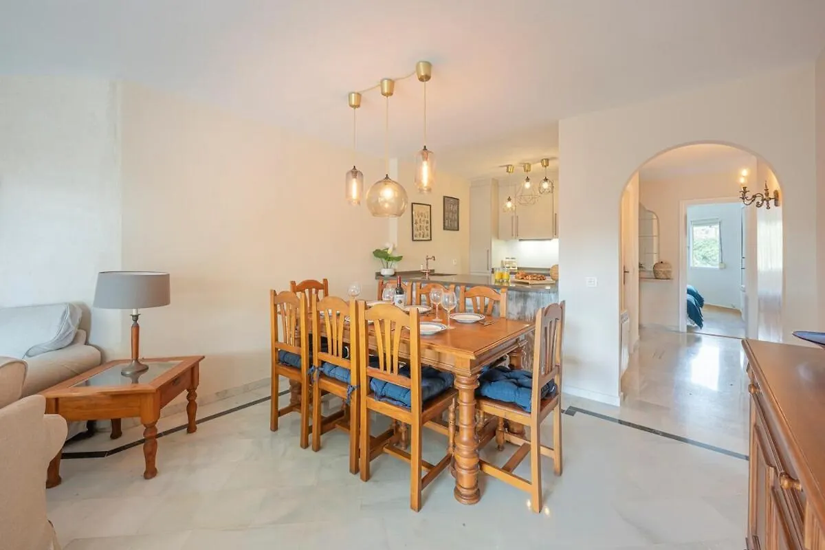 Apartmán Charming Andalusian Style Flat Pool, Golf And Parking Sitio de Calahonda 0*,  Španělsko