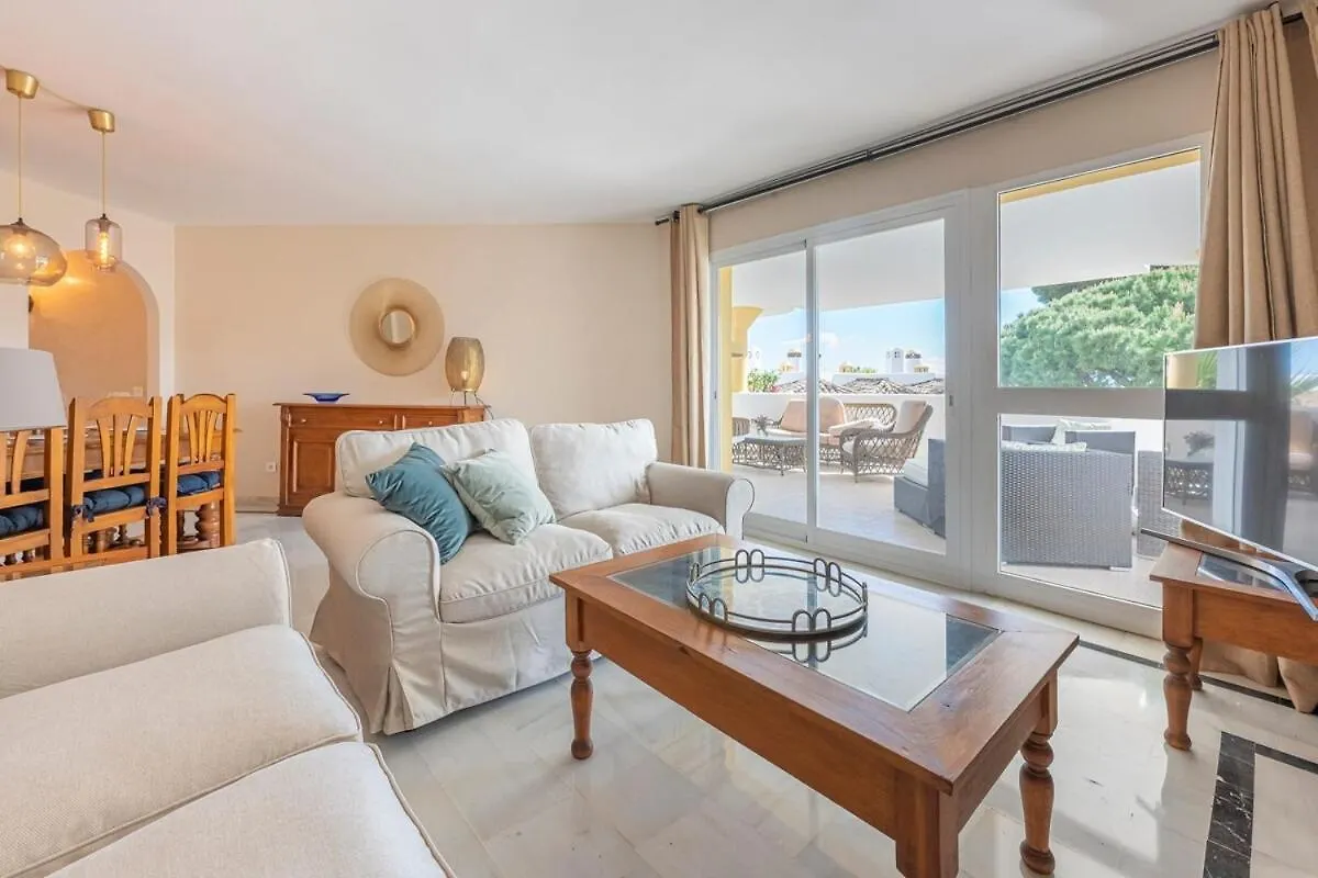 Apartmán Charming Andalusian Style Flat Pool, Golf And Parking Sitio de Calahonda
